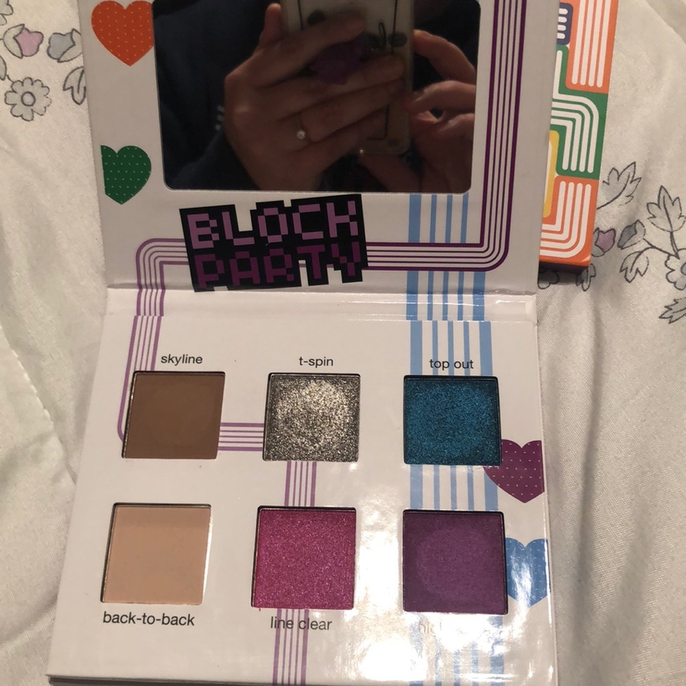 Tetris x Ipsy Eyeshadow Palette